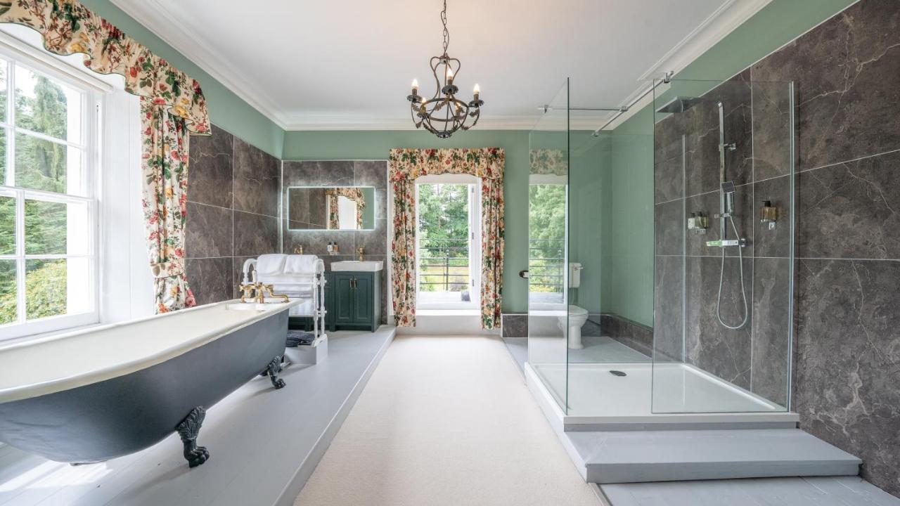 Pantybeiliau House Bed & Breakfast Gilwern 외부 사진