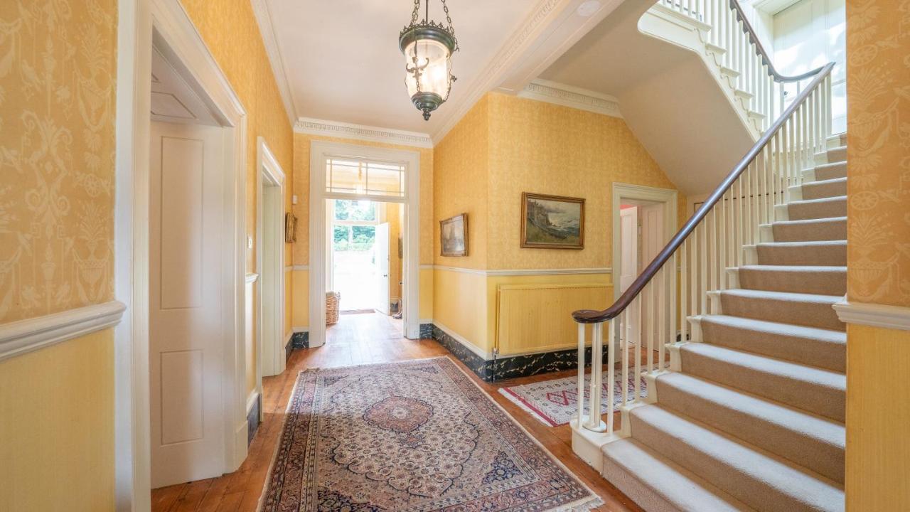 Pantybeiliau House Bed & Breakfast Gilwern 외부 사진
