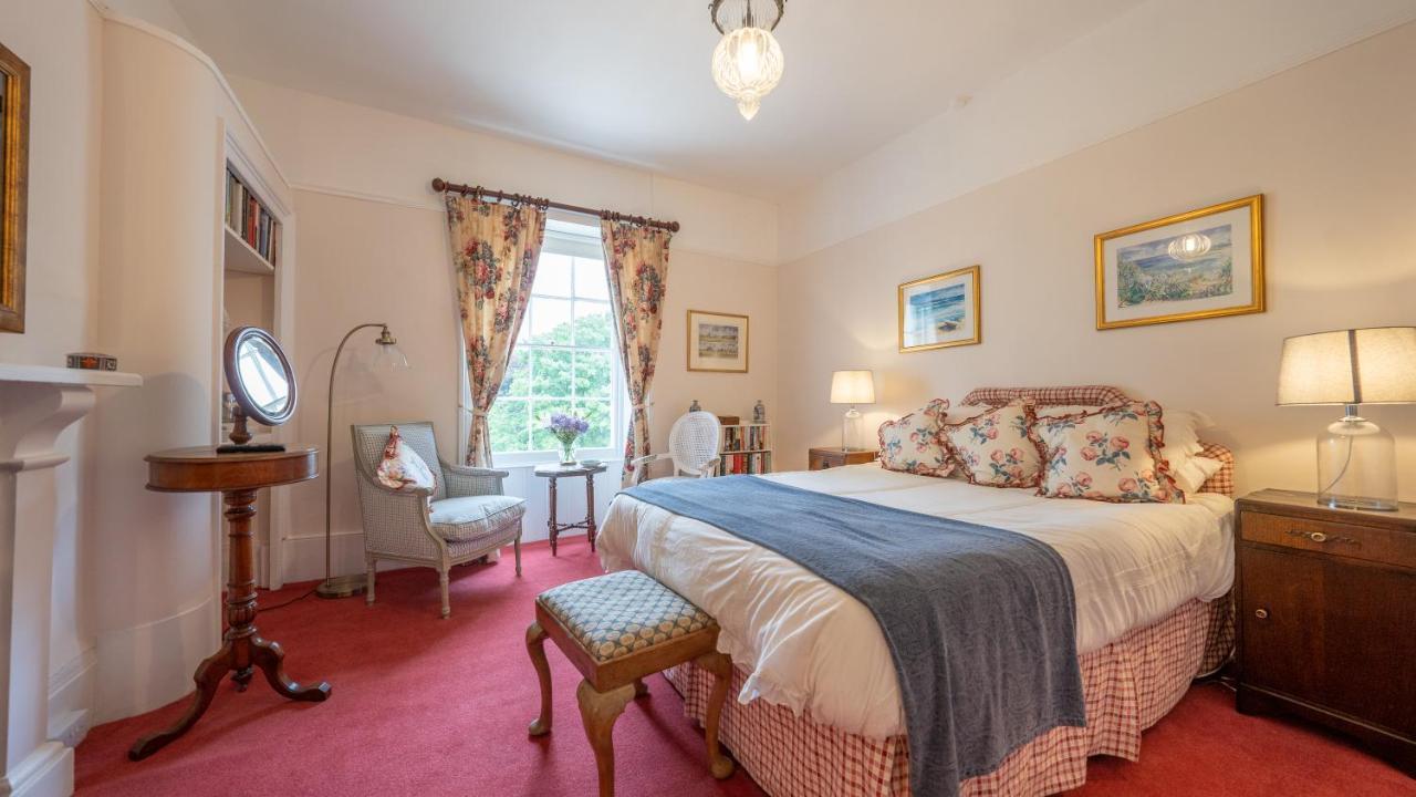 Pantybeiliau House Bed & Breakfast Gilwern 외부 사진
