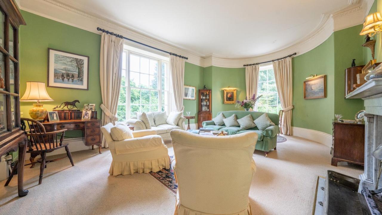 Pantybeiliau House Bed & Breakfast Gilwern 외부 사진
