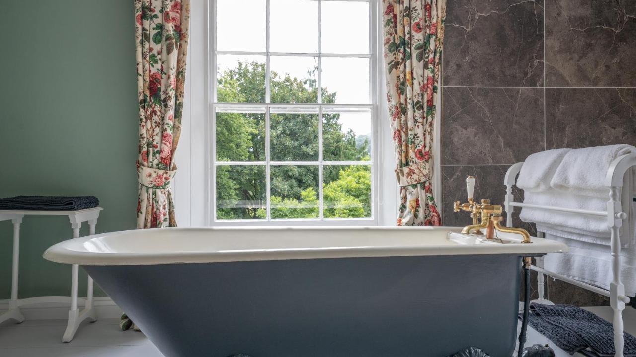 Pantybeiliau House Bed & Breakfast Gilwern 외부 사진
